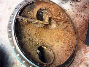 Pites e corrosão bimetálica em cabeçotes do trocador de calor Belzona 1391 (Ceramic HT) applied for excellent corrosion protection