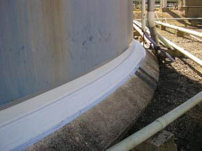 Membrana Belzona respirável aplicada prevenindo entrada de água adicional